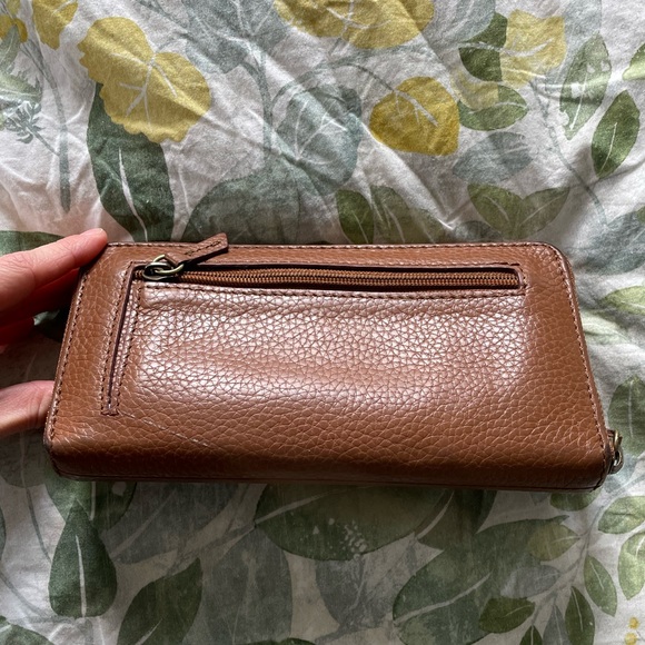 Fossil Zipper Wallet - Picture 3 of 6